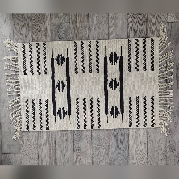 West Elm Flatwoven Rug - Picture 2 of 6